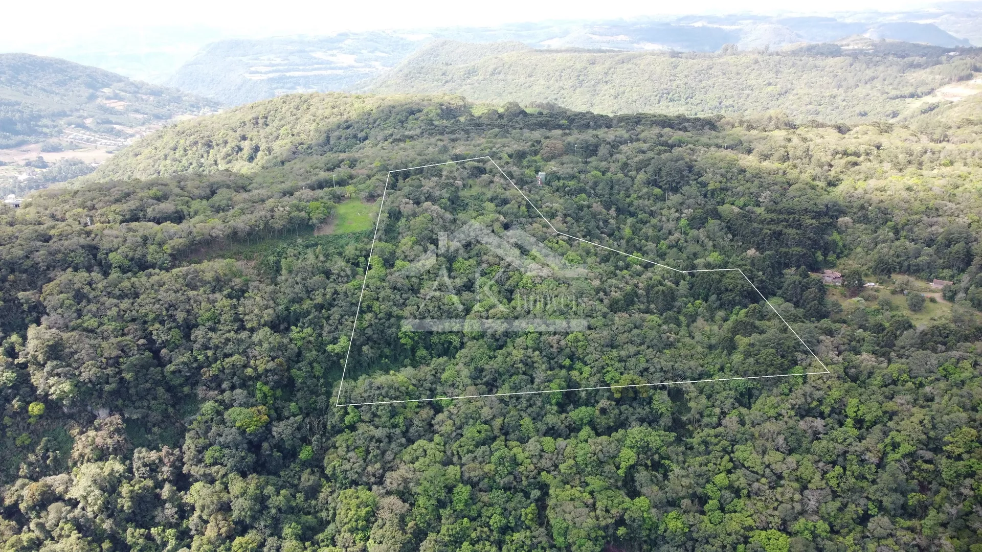 Área de terra com potencial turístico à venda em Morro Reuter na Serra Gaúcha