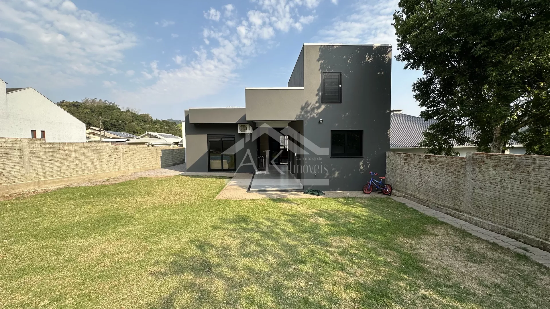 Belíssima casa com 3 quartos à venda em Picada Café, na Serra Gaúcha