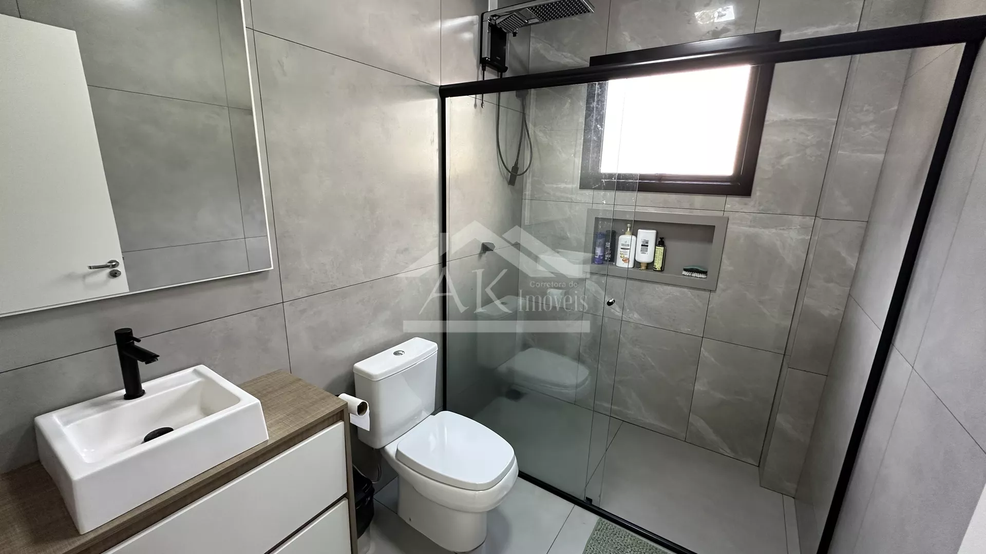 Belíssima casa com 3 quartos à venda em Picada Café, na Serra Gaúcha