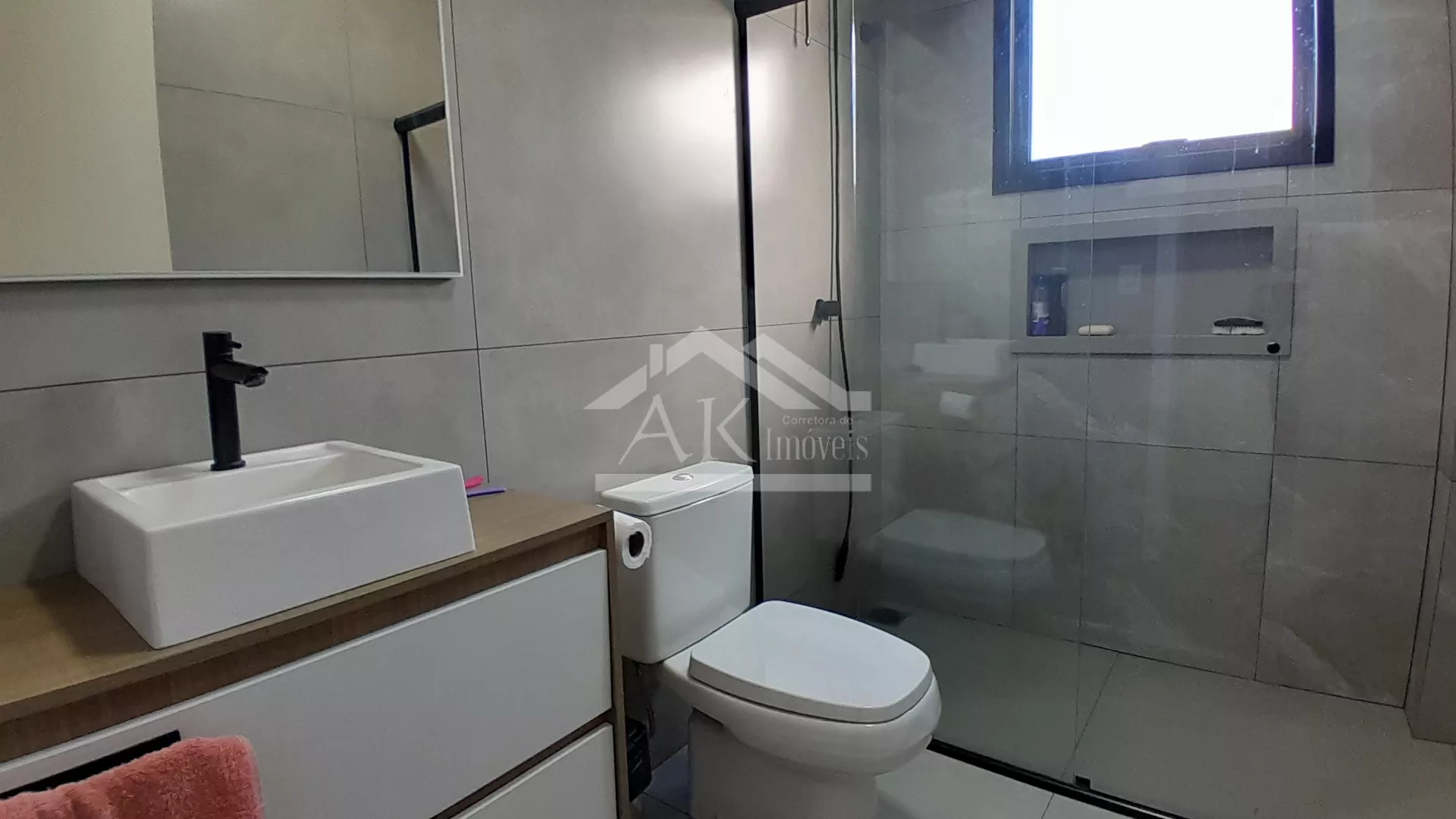 Belíssima casa com 3 quartos à venda em Picada Café, na Serra Gaúcha