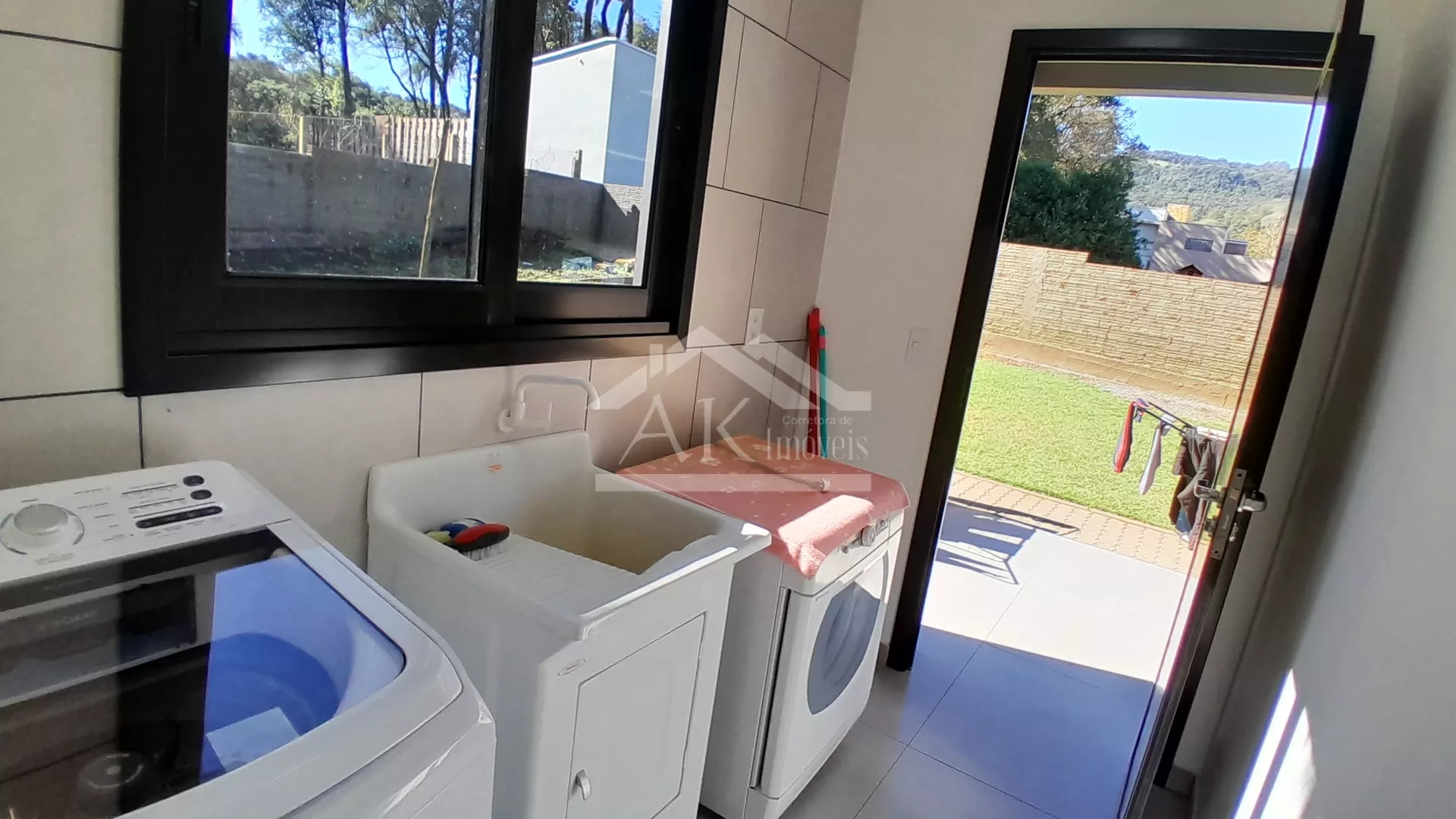Belíssima casa com 3 quartos à venda em Picada Café, na Serra Gaúcha