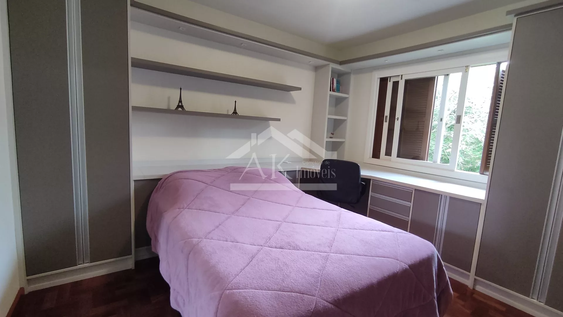 Casa mobiliada, de dois pavimentos, à venda em Nova Petrópolis na Serra Gaúcha!