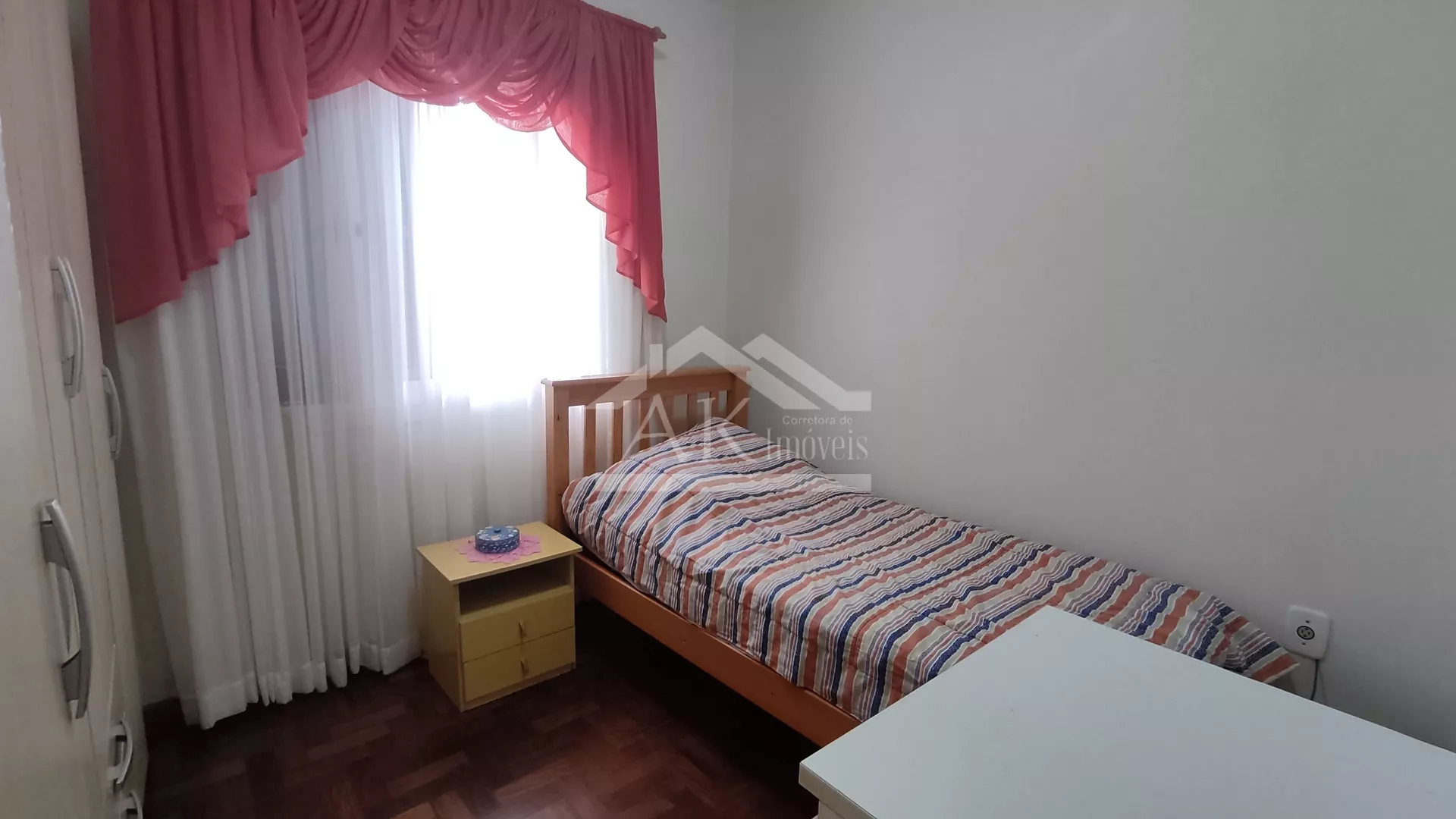 Casa mobiliada, de dois pavimentos, à venda em Nova Petrópolis na Serra Gaúcha!