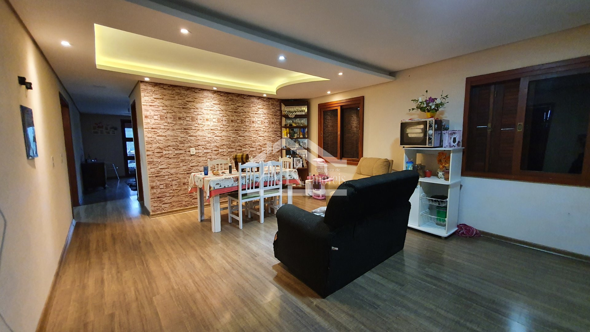 Prédio comercial e residencial à venda em Picada Café, na Serra Gaúcha
