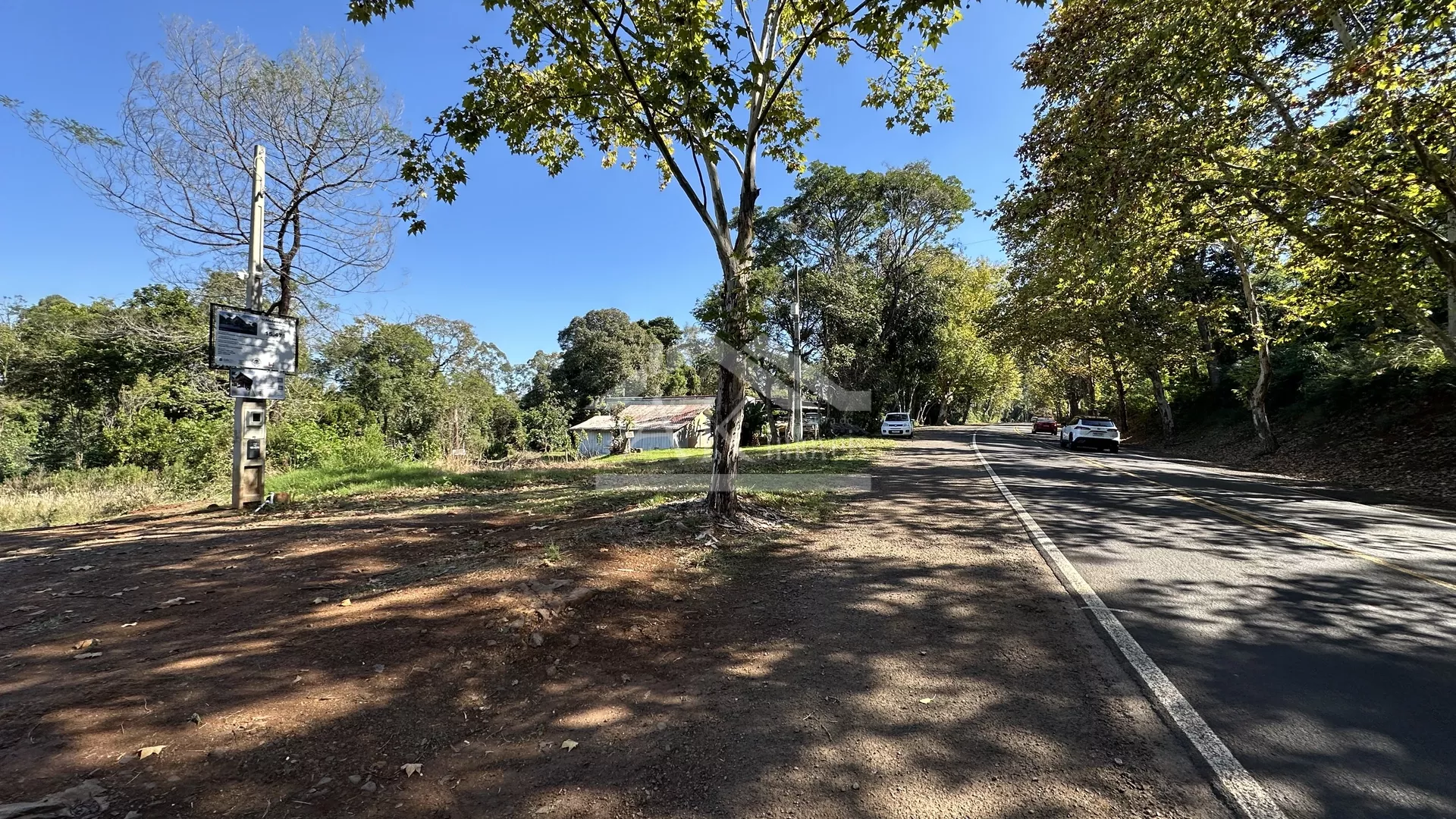 Terreno de frente para a BR 116 em Picada Café na Serra Gaúcha