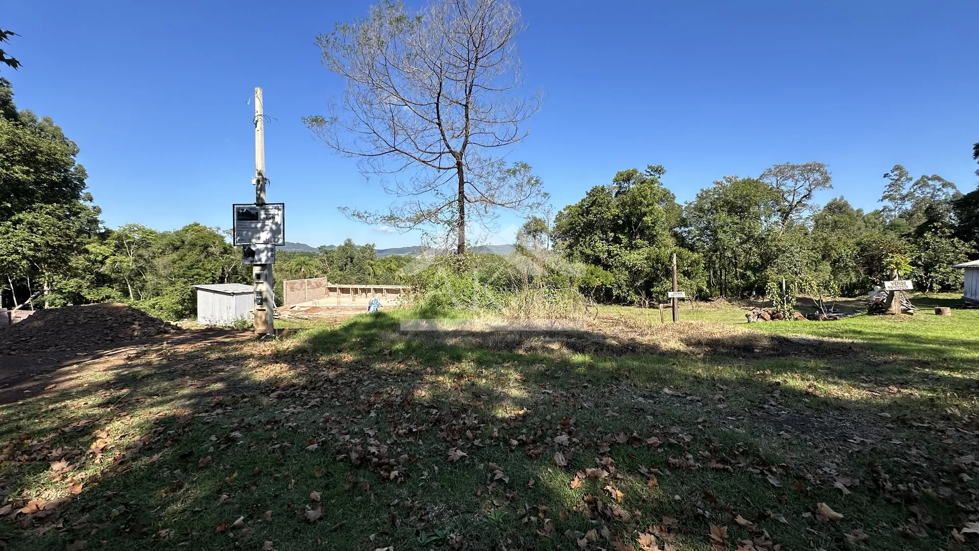 Terreno de frente para a BR 116 em Picada Café na Serra Gaúcha