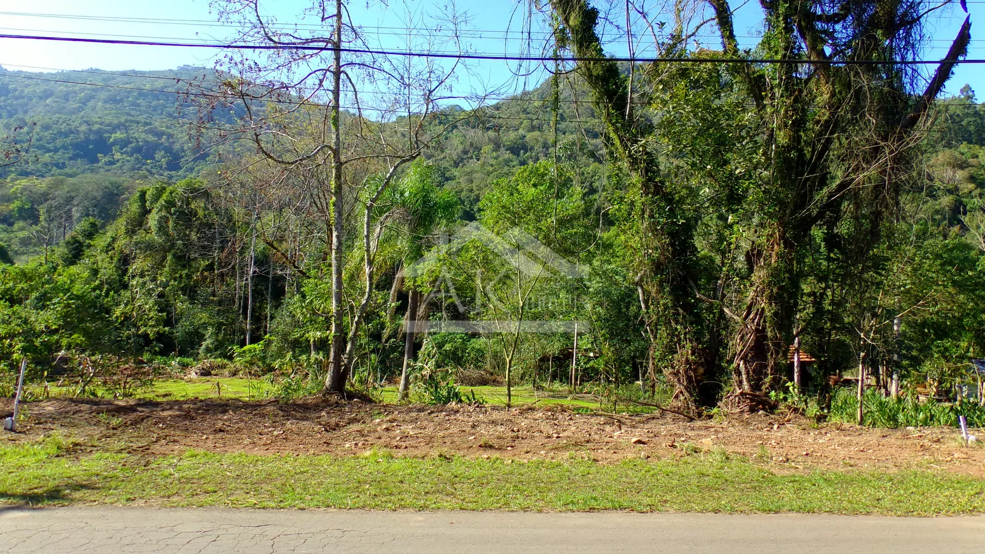 Terrenos com infraestrutura completa à venda em Picada Café na Serra Gaúcha