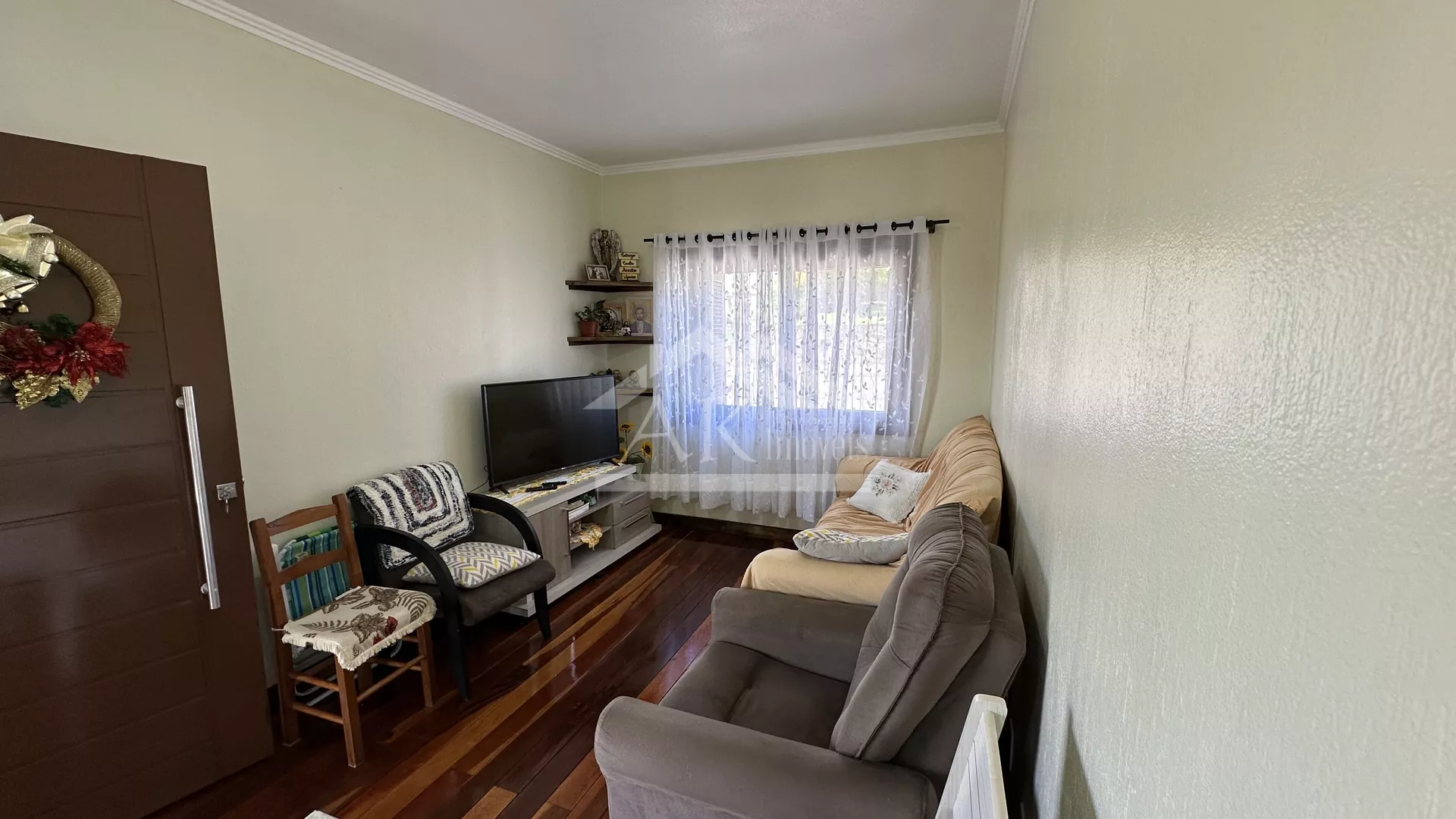 Belíssima casa de dois pavimentos, à venda em Nova Petrópolis na Serra Gaúcha