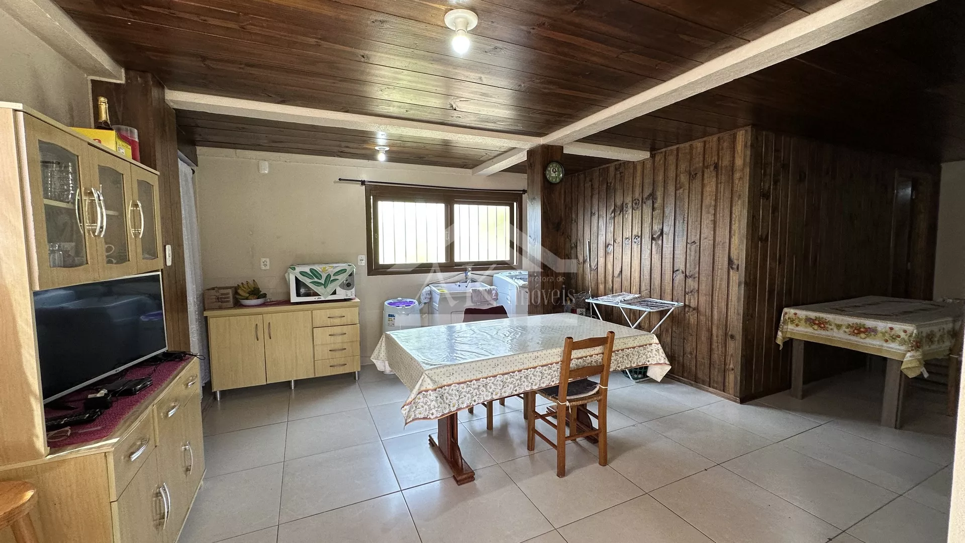 Belíssima casa de dois pavimentos, à venda em Nova Petrópolis na Serra Gaúcha