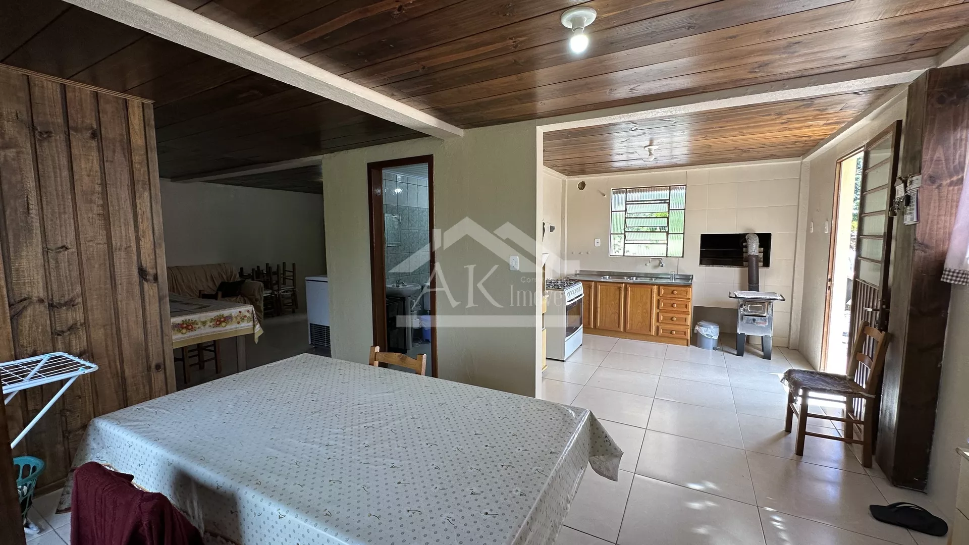 Belíssima casa de dois pavimentos, à venda em Nova Petrópolis na Serra Gaúcha