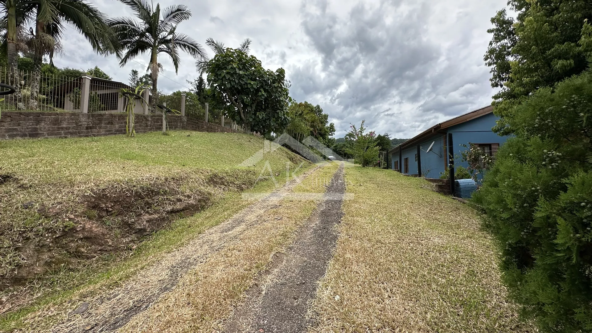 Casa com amplo terreno à venda em Picada Café na Serra Gaúcha
