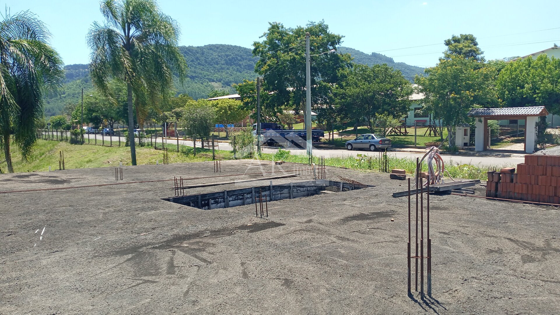 Amplo terreno com projeto comercial/residencial a venda em Picada Café na Serra Gaúcha