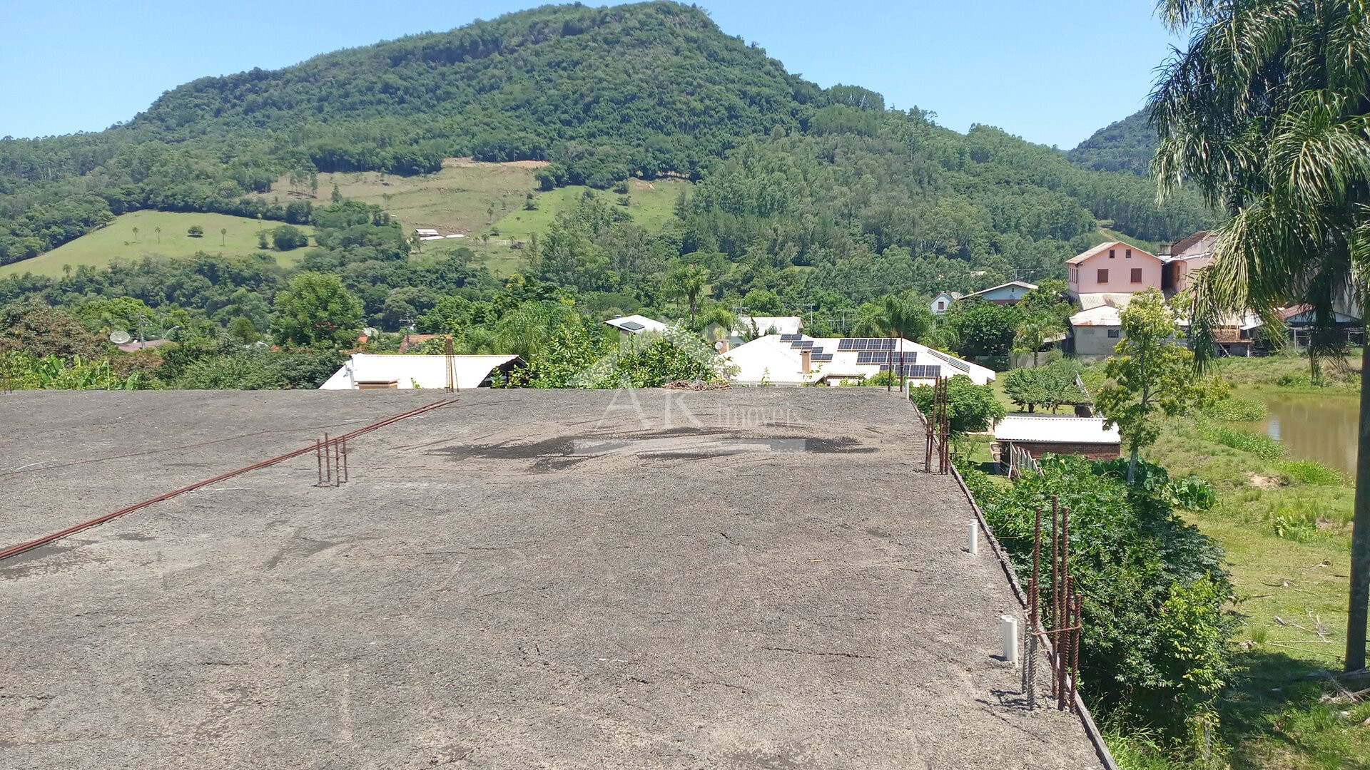 Amplo terreno com projeto comercial/residencial a venda em Picada Café na Serra Gaúcha