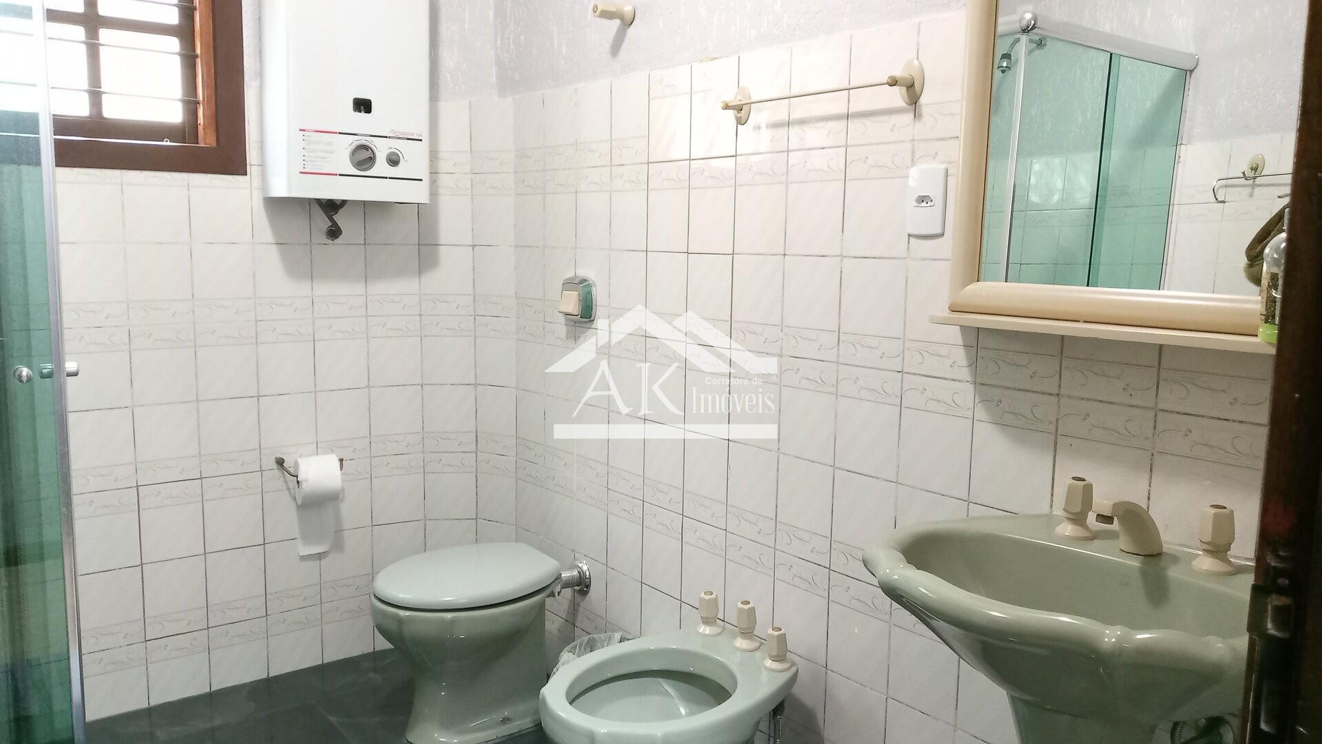 Casa com dois quartos e sala com lareira à venda em Nova Petrópolis na Serra Gaúcha