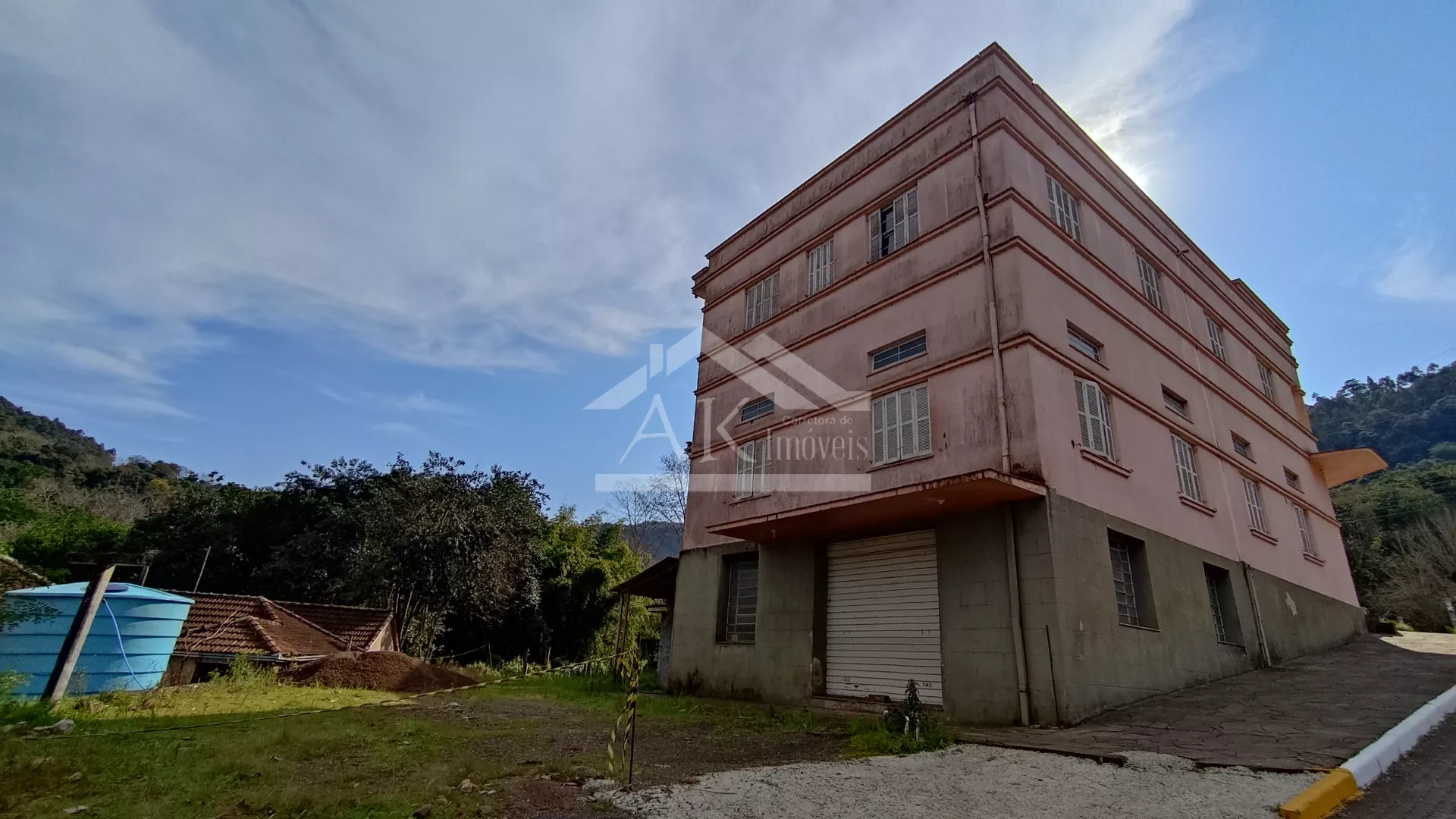 Prédio comercial à venda em Picada Café na Serra Gaúcha