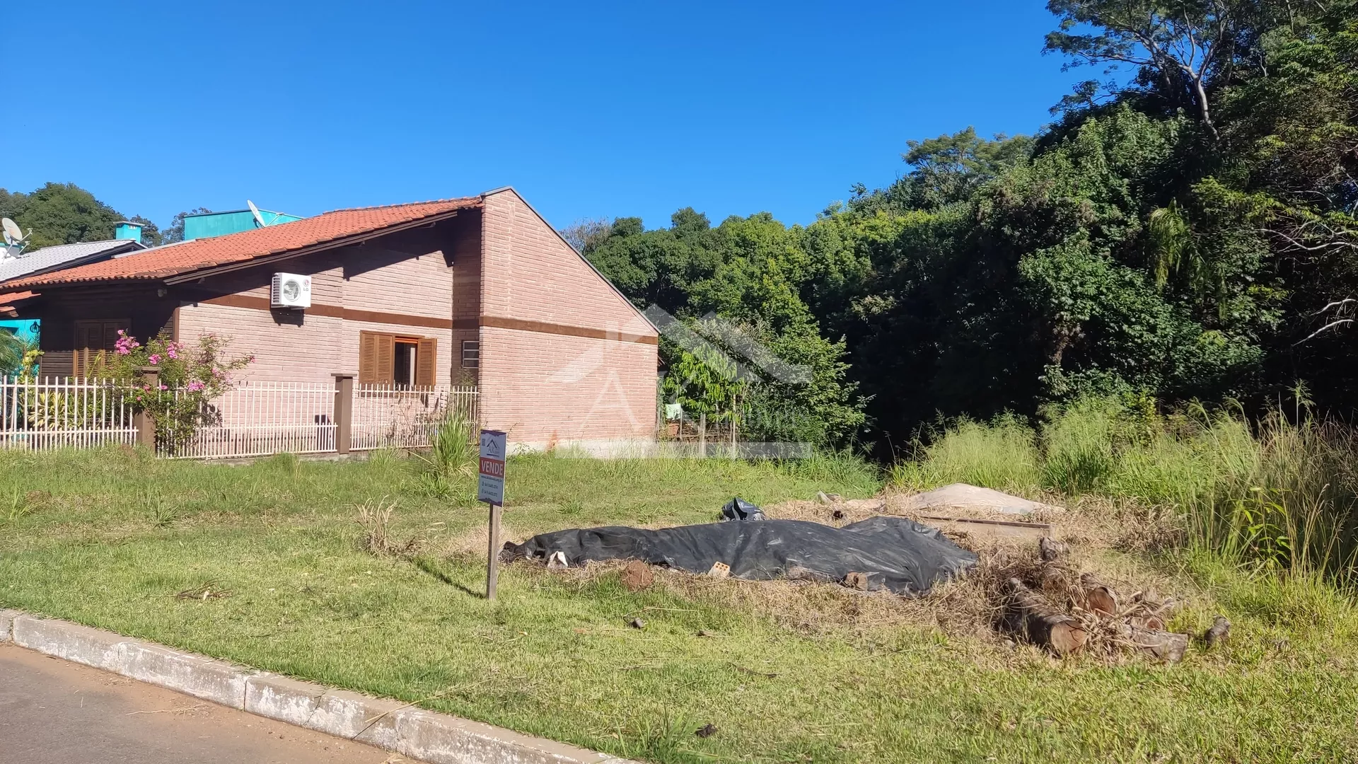 Amplo terreno à venda na cidade de Picada Café na Serra Gaúcha