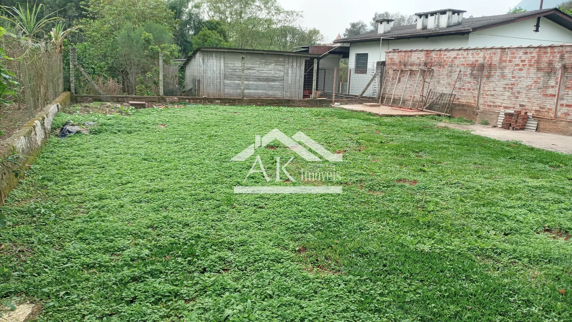 Imóvel comercial/residencial à venda no centro de Picada Café na Serra Gaúcha