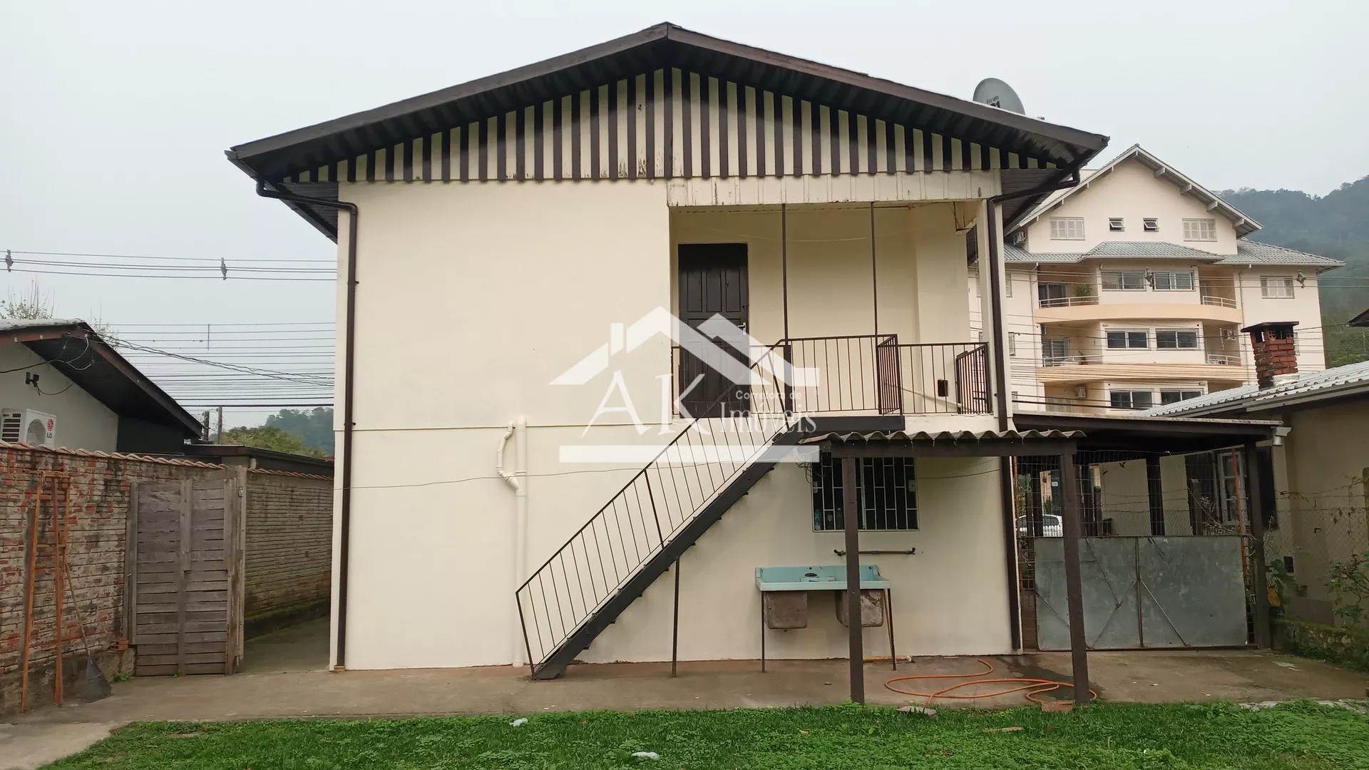 Imóvel comercial/residencial à venda no centro de Picada Café na Serra Gaúcha