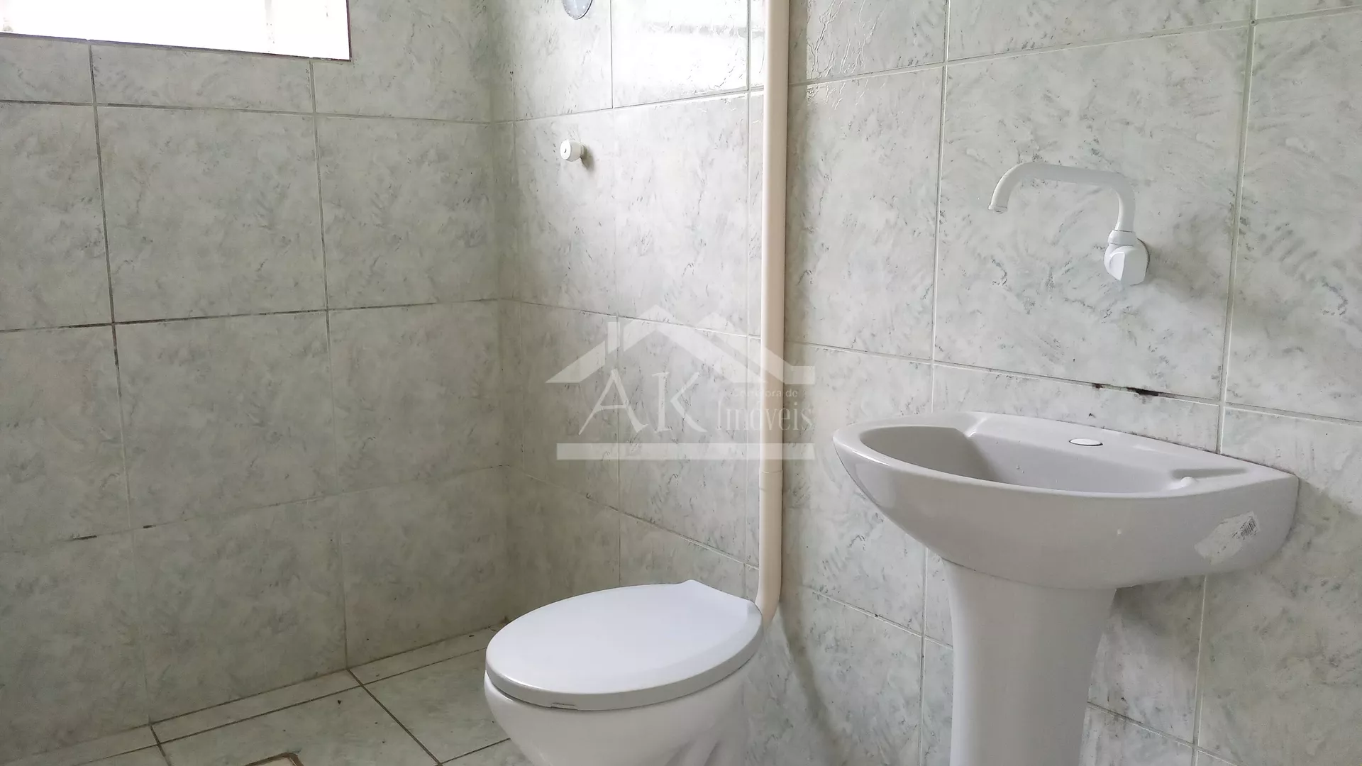 Casa à venda às margens da BR 116 em Picada Café na Serra Gaúcha