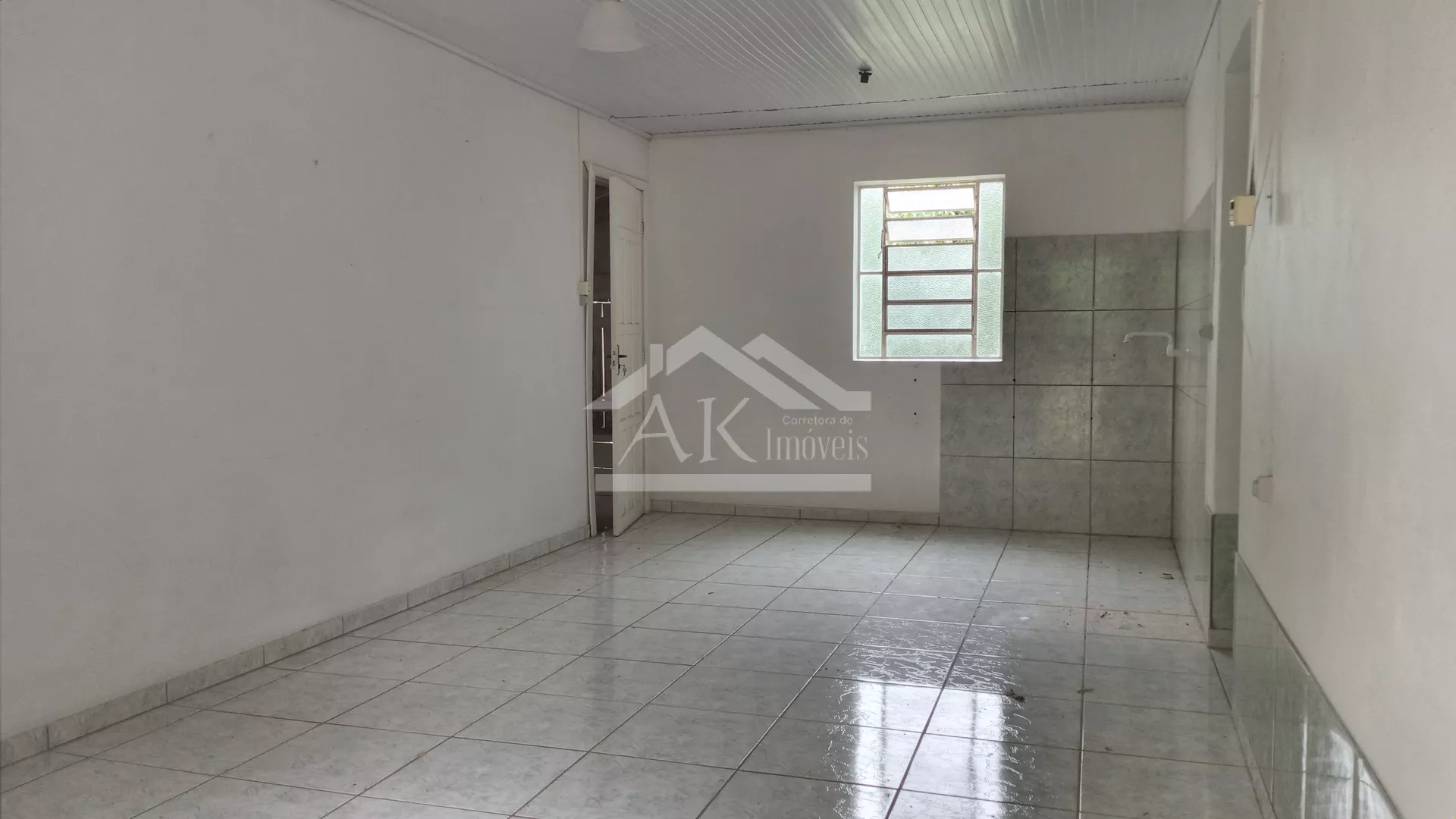 Casa à venda às margens da BR 116 em Picada Café na Serra Gaúcha