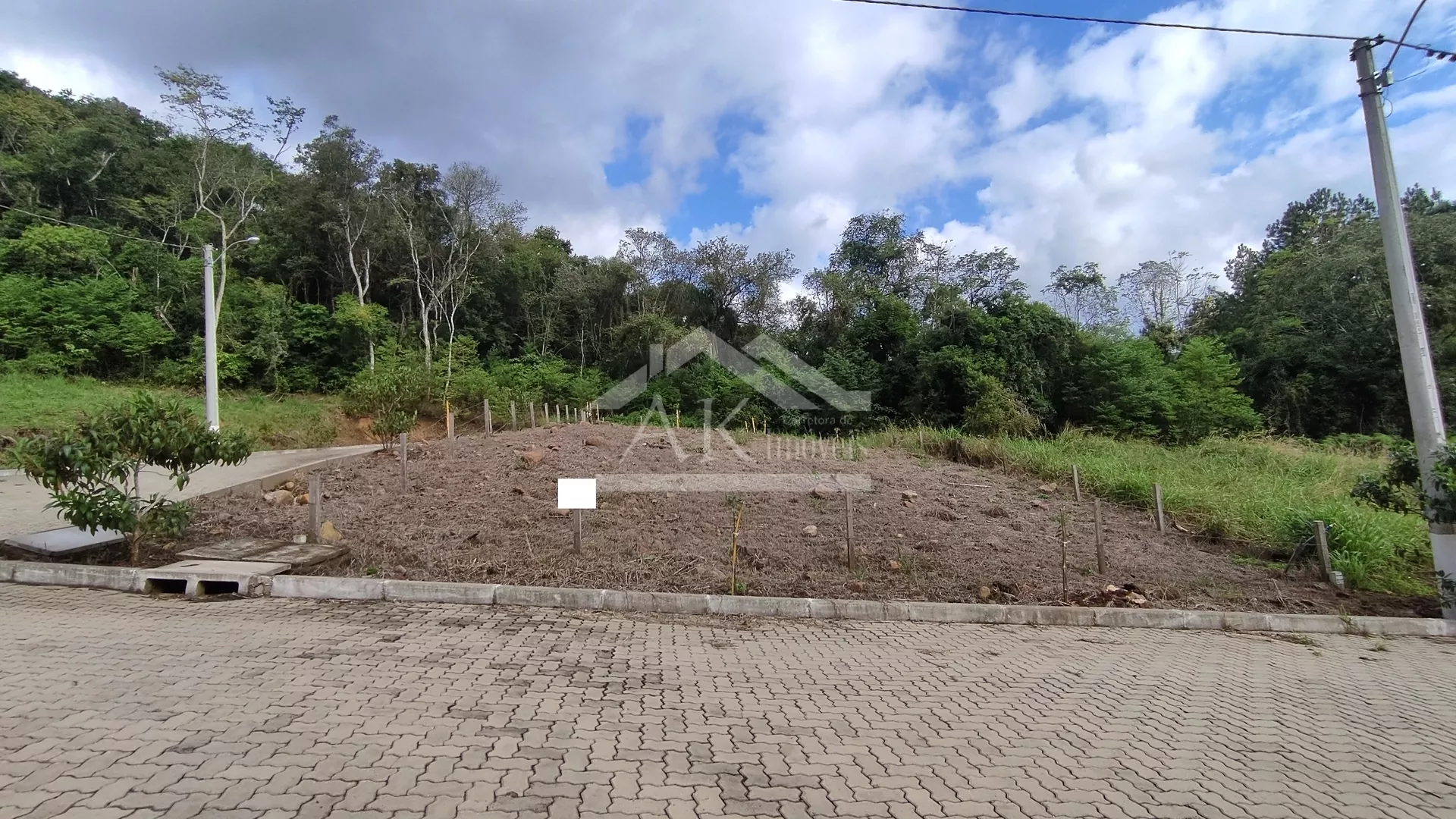Imagens do imóveis Terreno de esquina à venda em Picada Café na Serra Gaúcha