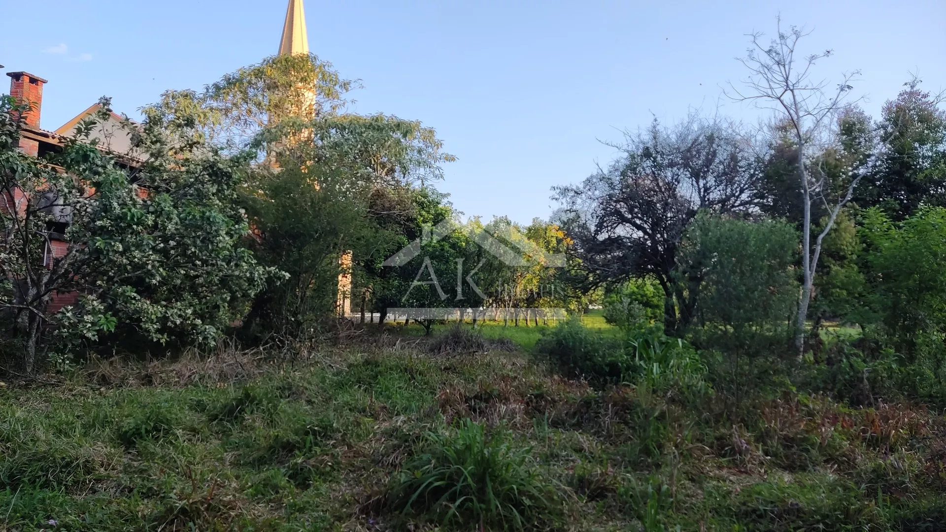 Terreno amplo à venda no centro Picada Café, na Serra Gaúcha