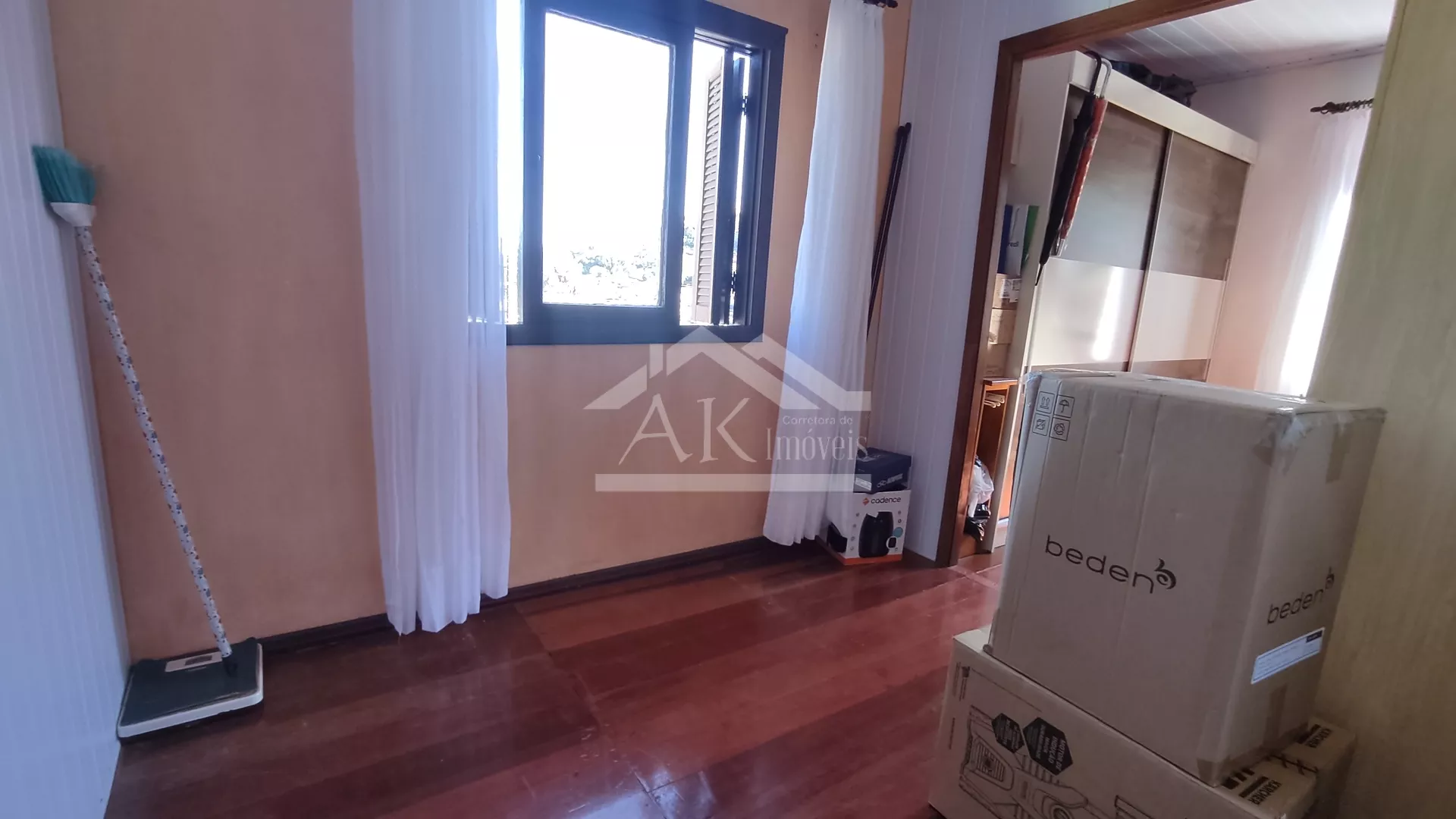 Casa com dois quartos à venda, em Nova Petrópolis, na Serra Gaúcha