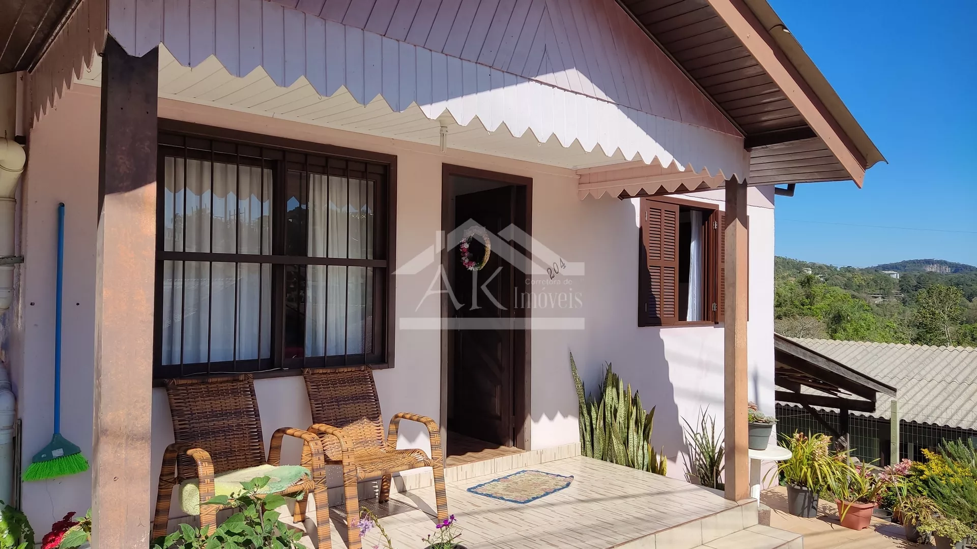 Casa com dois quartos à venda, em Nova Petrópolis, na Serra Gaúcha