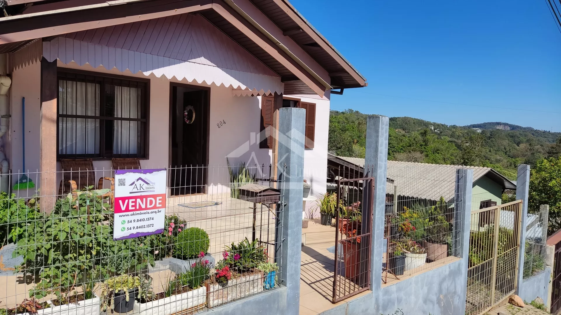 Casa com dois quartos à venda, em Nova Petrópolis, na Serra Gaúcha