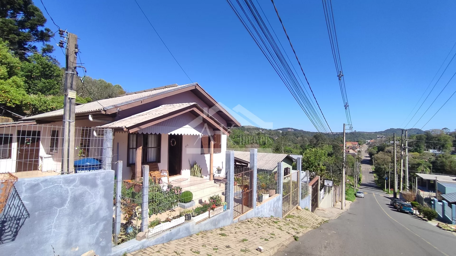 Casa com dois quartos à venda, em Nova Petrópolis, na Serra Gaúcha