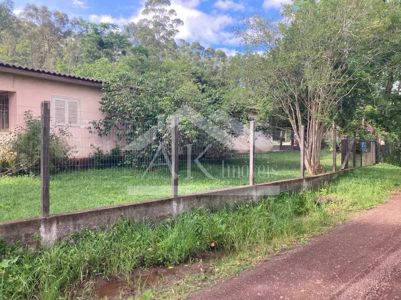 Sítio com açude à venda em Picada Café na Serra Gaúcha