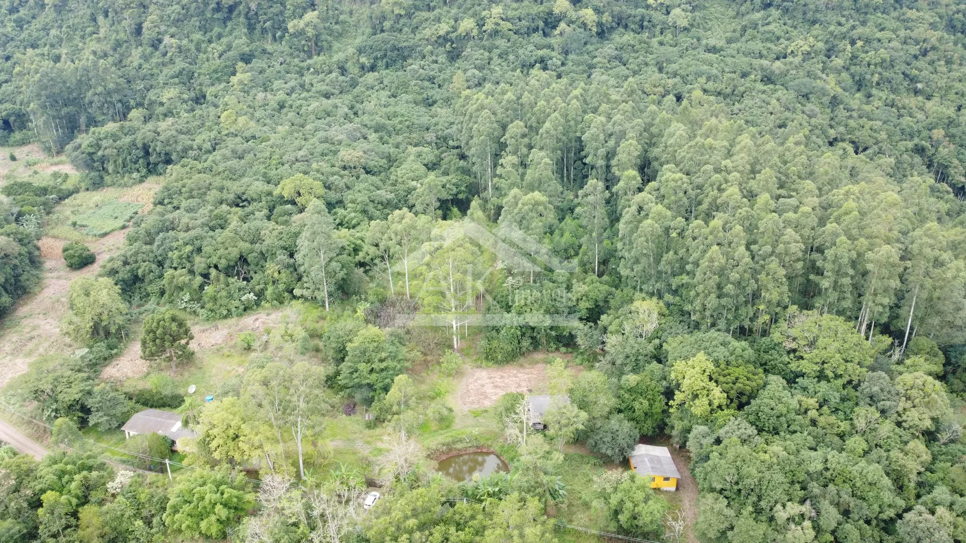 Sítio com açude à venda em Picada Café na Serra Gaúcha