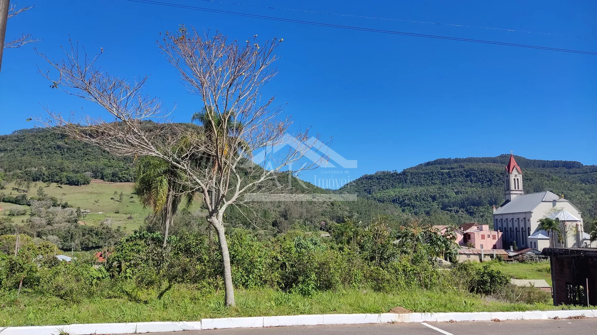 Amplo terreno à venda em Picada Café, na Serra Gaúcha