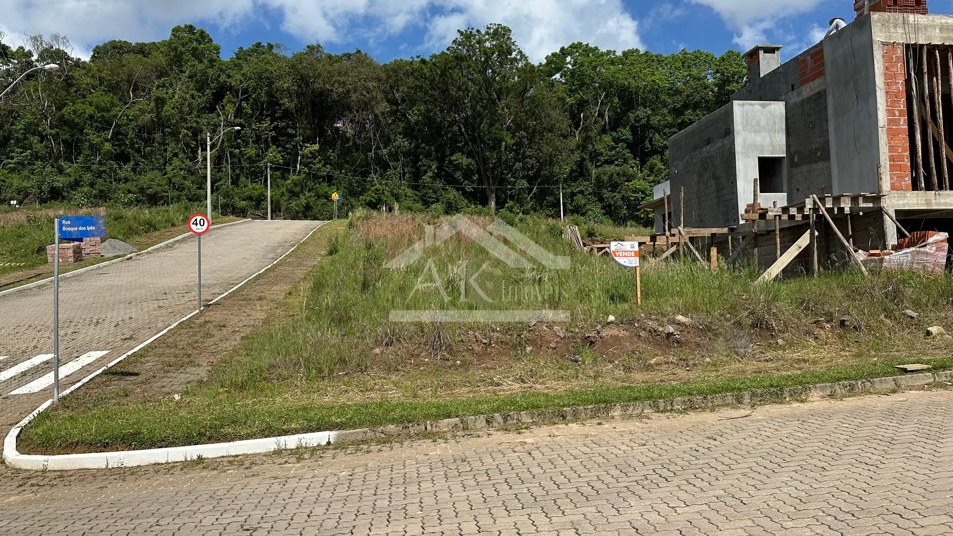 Terreno de esquina à venda em Nova Petrópolis na Serra Gaúcha