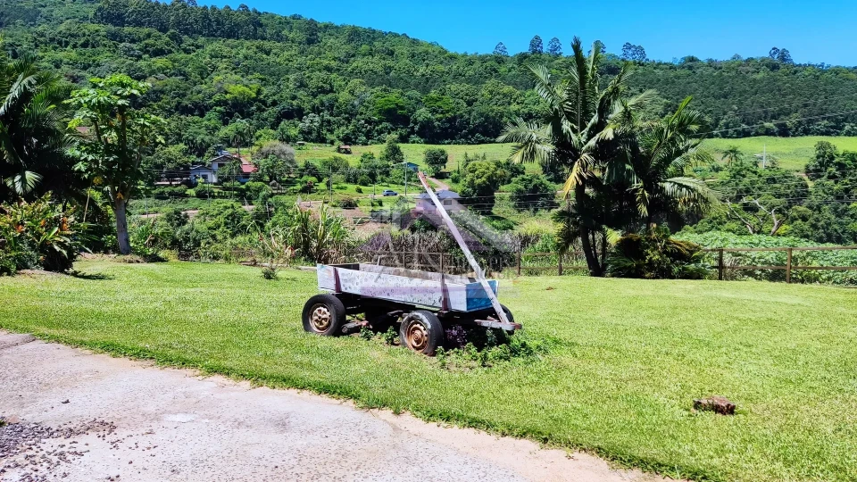 Sítio com estrutura completa à venda em Picada Café na Serra Gaúcha
