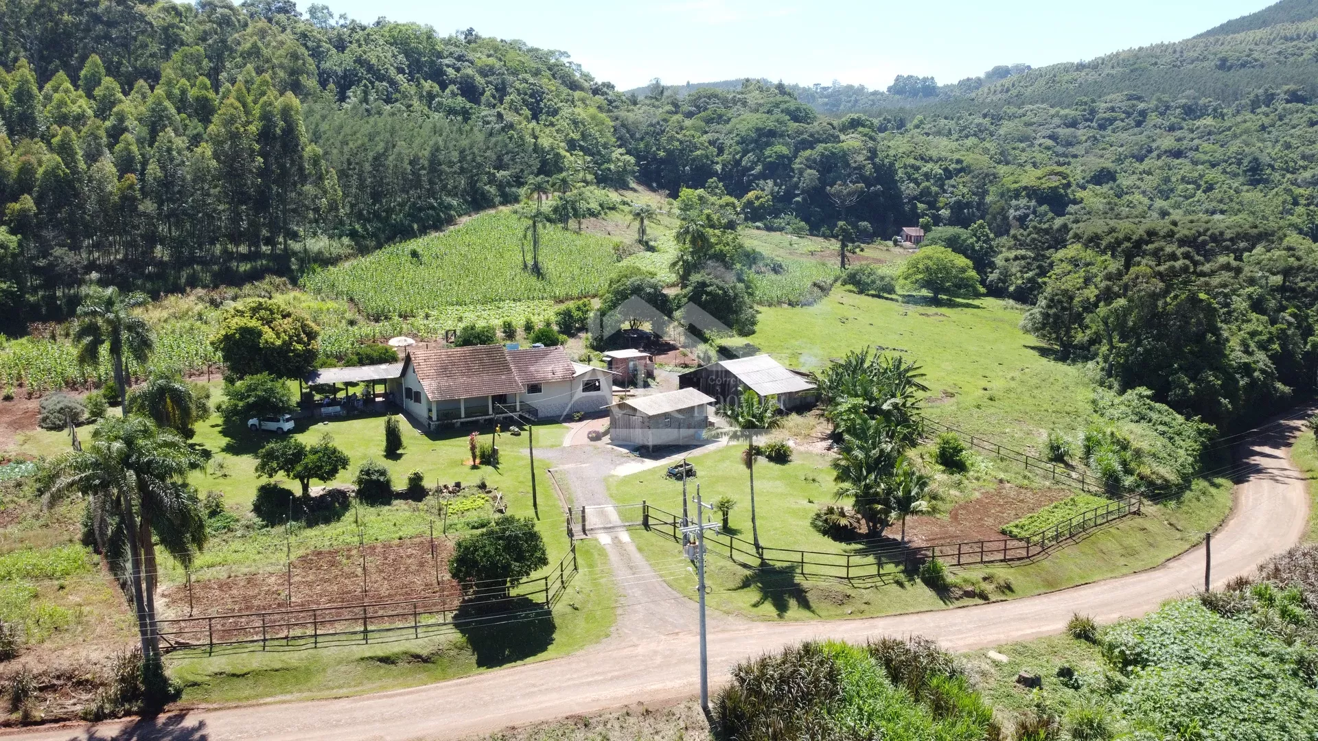 Sítio com estrutura completa à venda em Picada Café na Serra Gaúcha