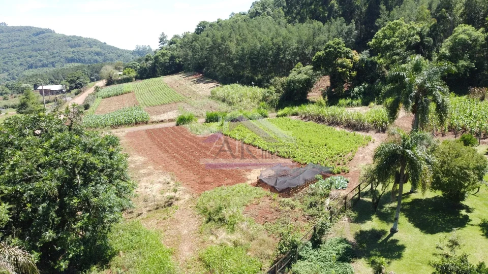 Sítio com estrutura completa à venda em Picada Café na Serra Gaúcha