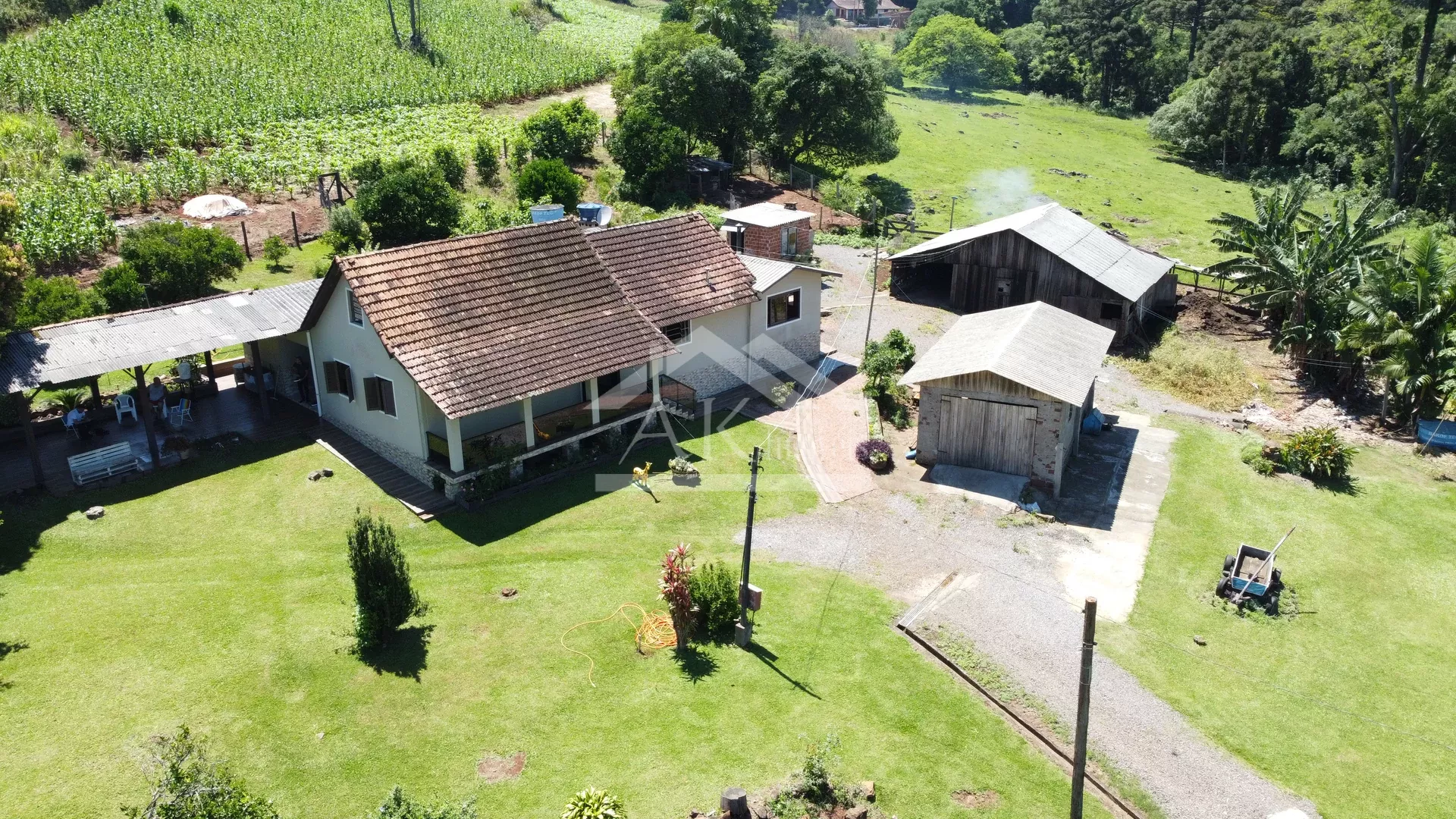 Sítio com estrutura completa à venda em Picada Café na Serra Gaúcha