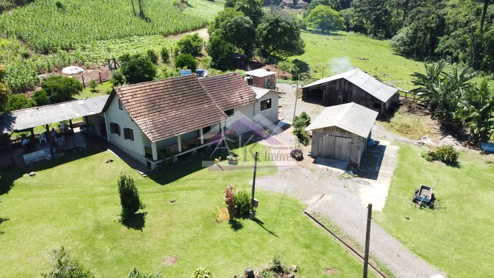 Sítio com estrutura completa à venda em Picada Café na Serra Gaúcha