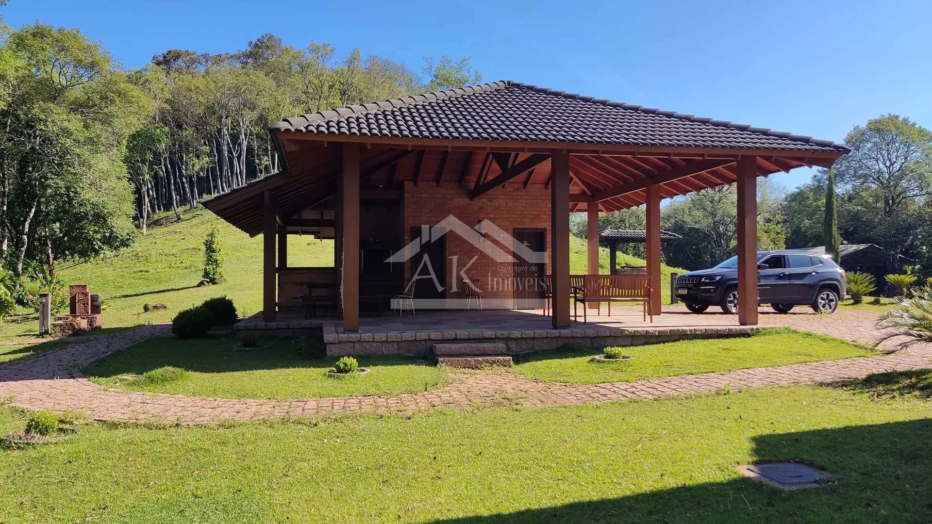 Sítio com vista espetacular à venda em Morro Reuter RS