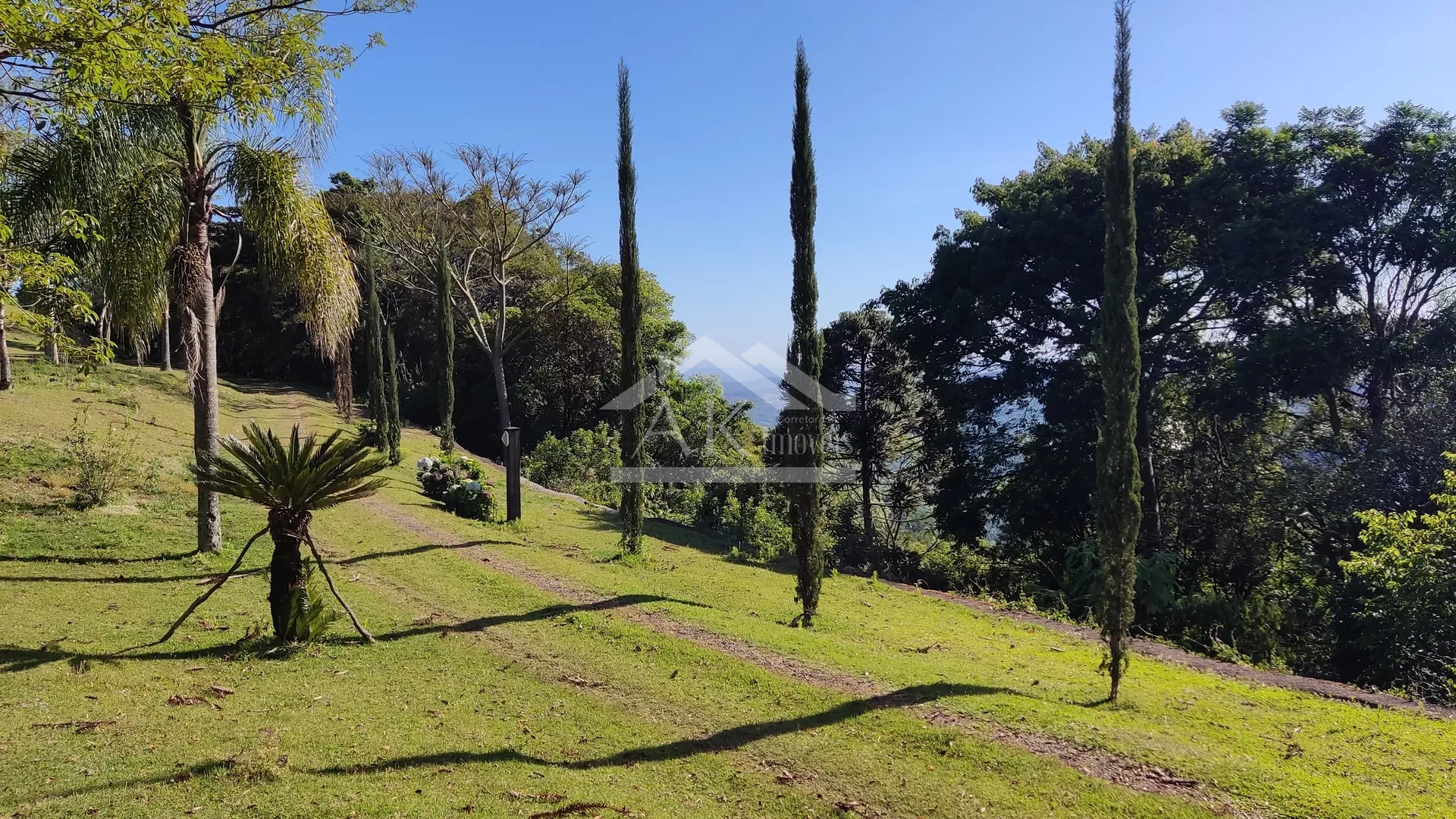Sítio com vista espetacular à venda em Morro Reuter RS