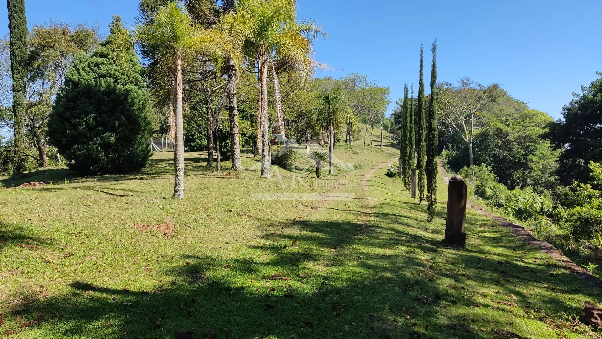 Sítio com vista espetacular à venda em Morro Reuter RS