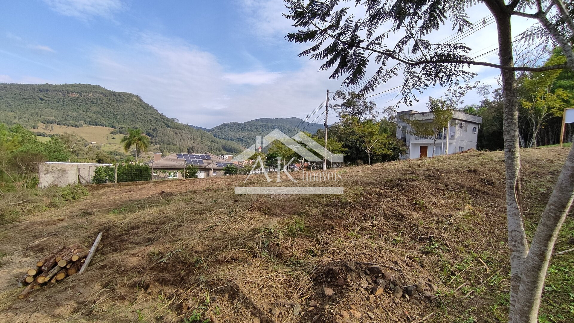 Lindo terreno de esquina com vista a venda em Picada Café na Serra Gaúcha
