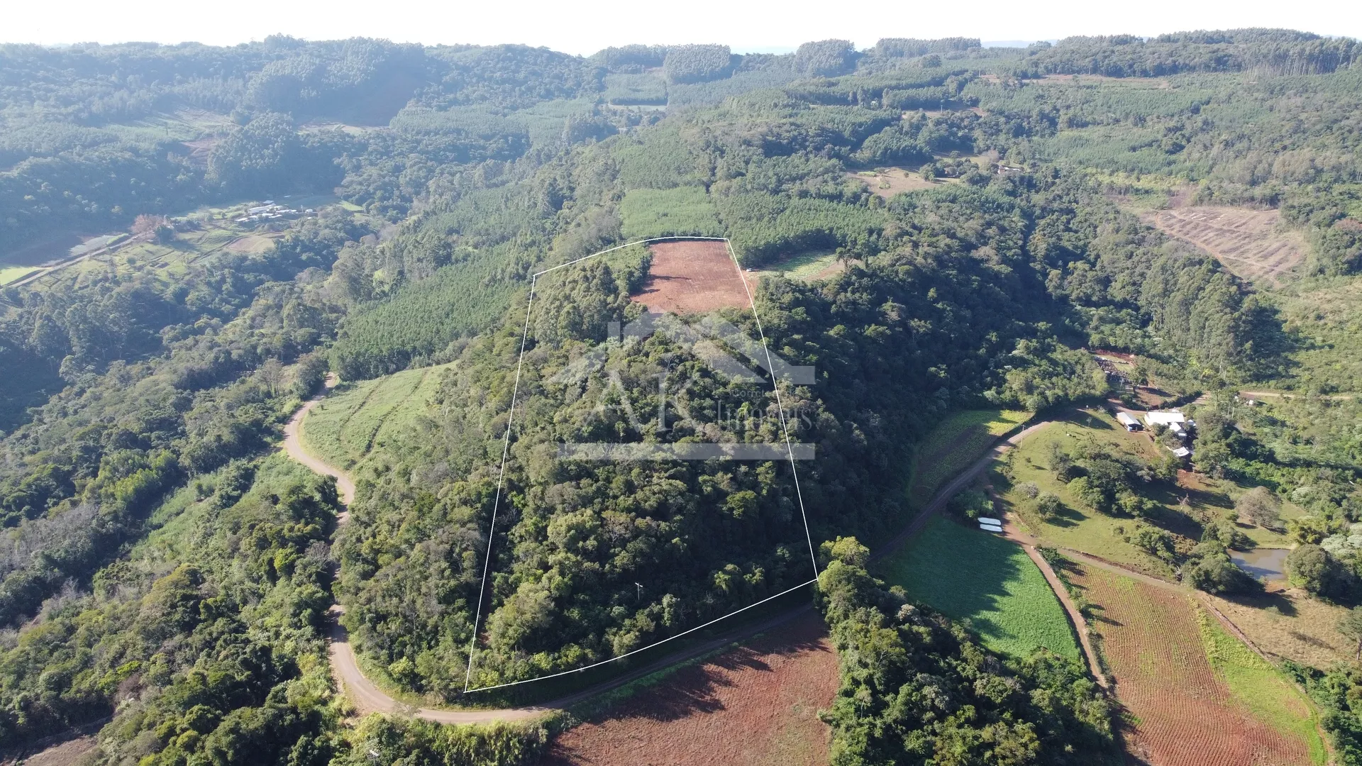 Área de terras plana à venda no interior de Linha Nova, na Serra Gaúcha
