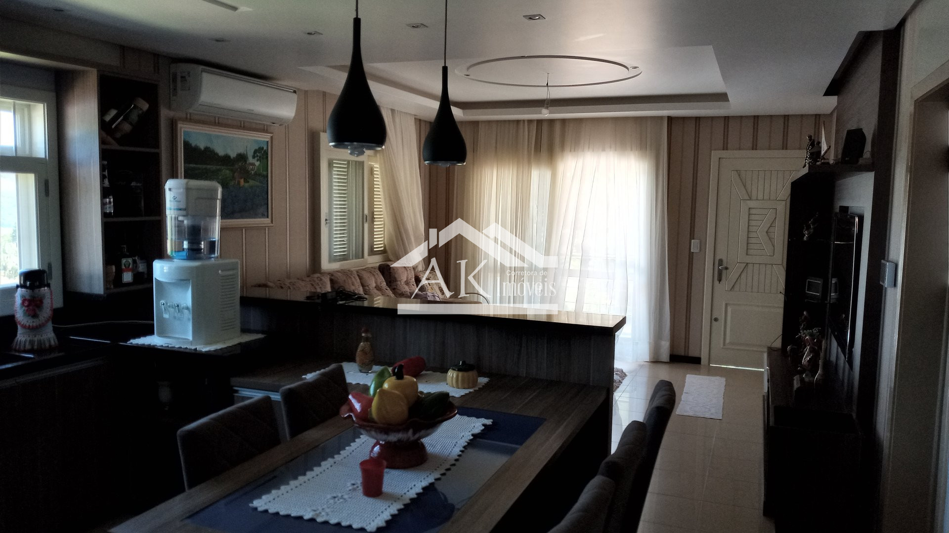 Casa com quiosque, piscina e linda vista a venda em Morro Reuter na Serra Gaúcha