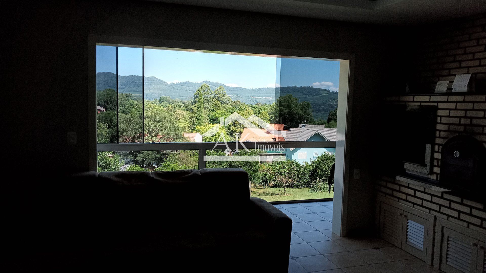 Casa com quiosque, piscina e linda vista a venda em Morro Reuter na Serra Gaúcha