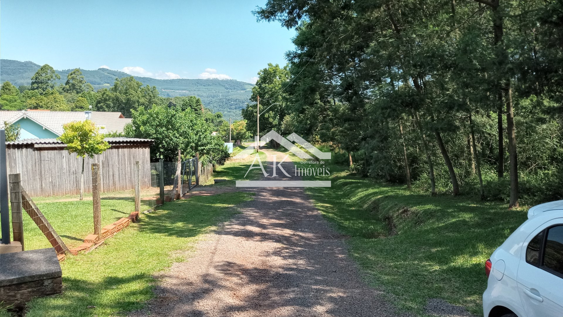 Casa com quiosque, piscina e linda vista a venda em Morro Reuter na Serra Gaúcha