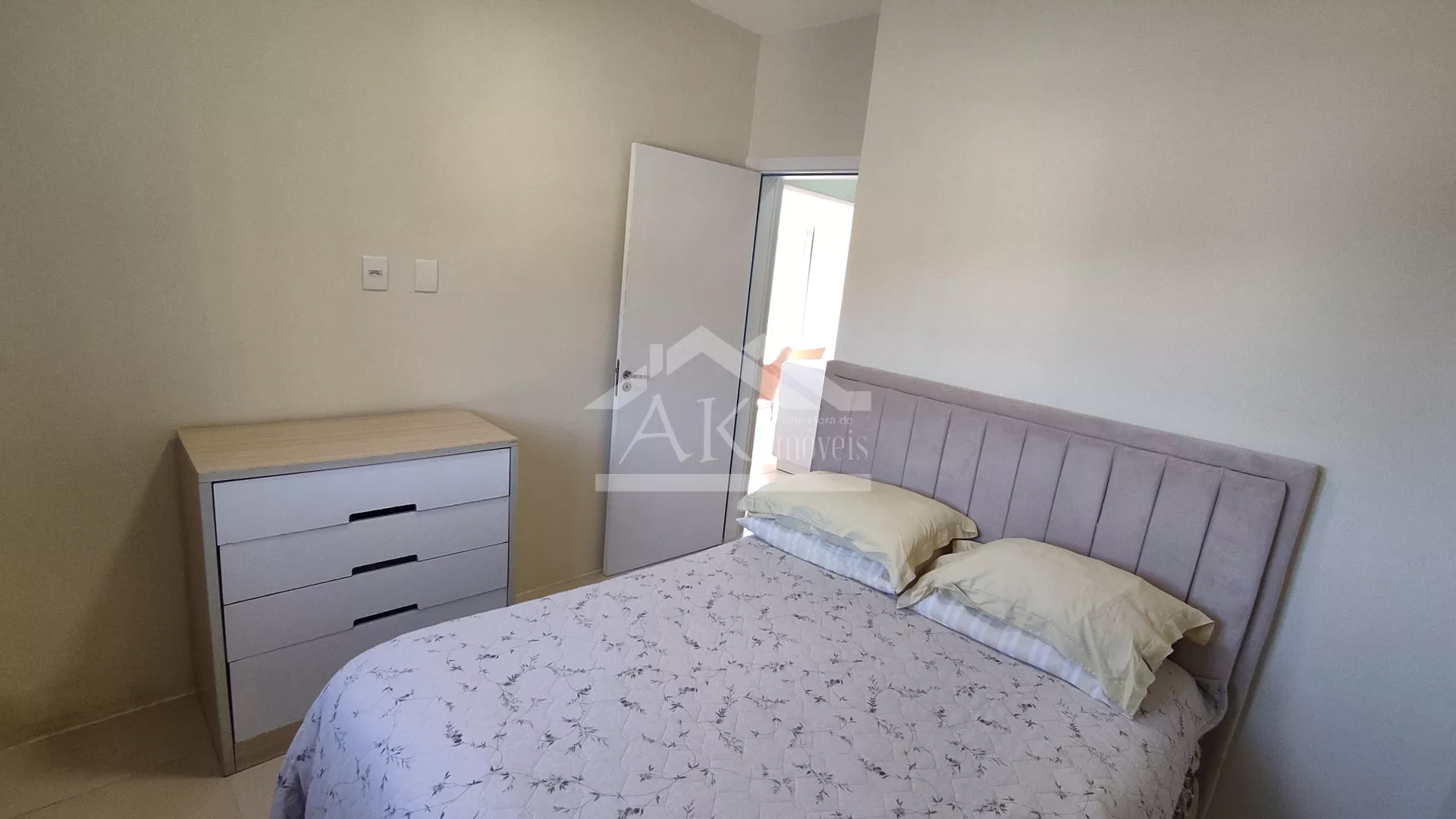 Casa com 1 suíte e com excelente localização, à venda em Picada Café, na Serra Gaúcha