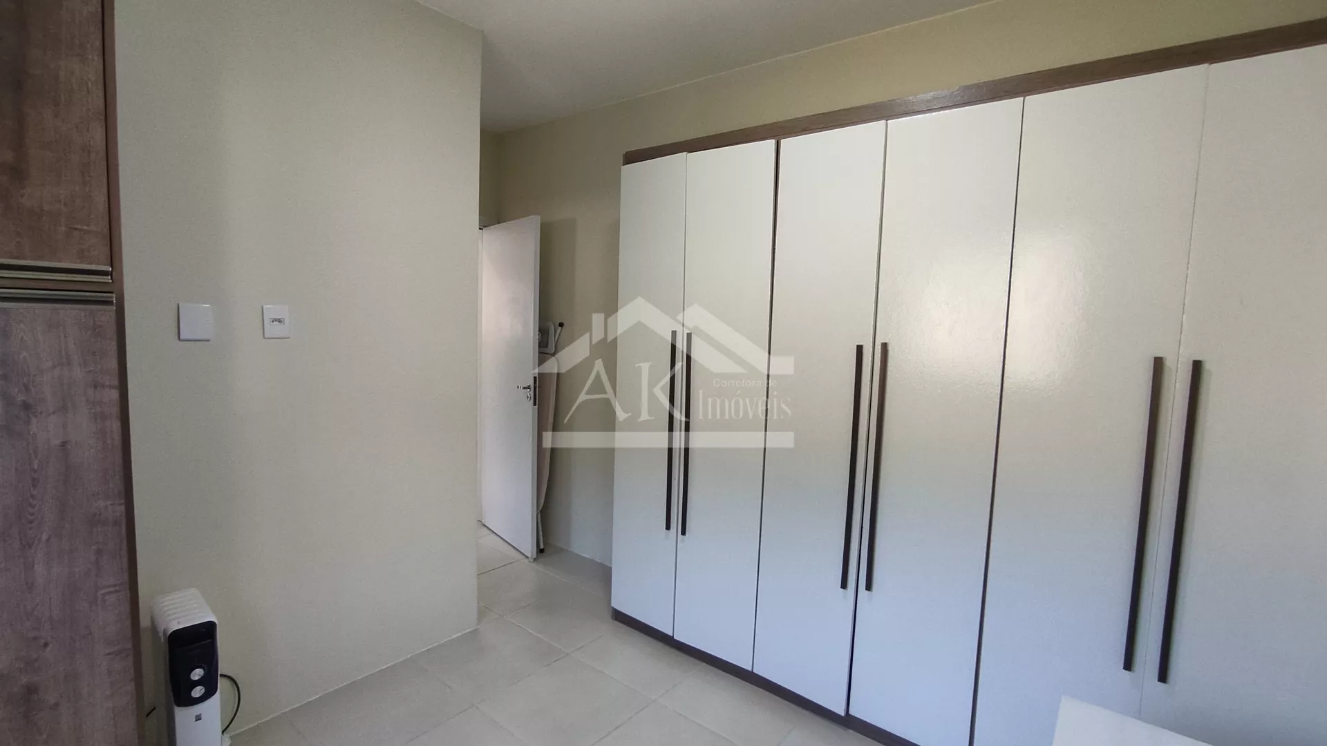 Casa com 1 suíte e com excelente localização, à venda em Picada Café, na Serra Gaúcha