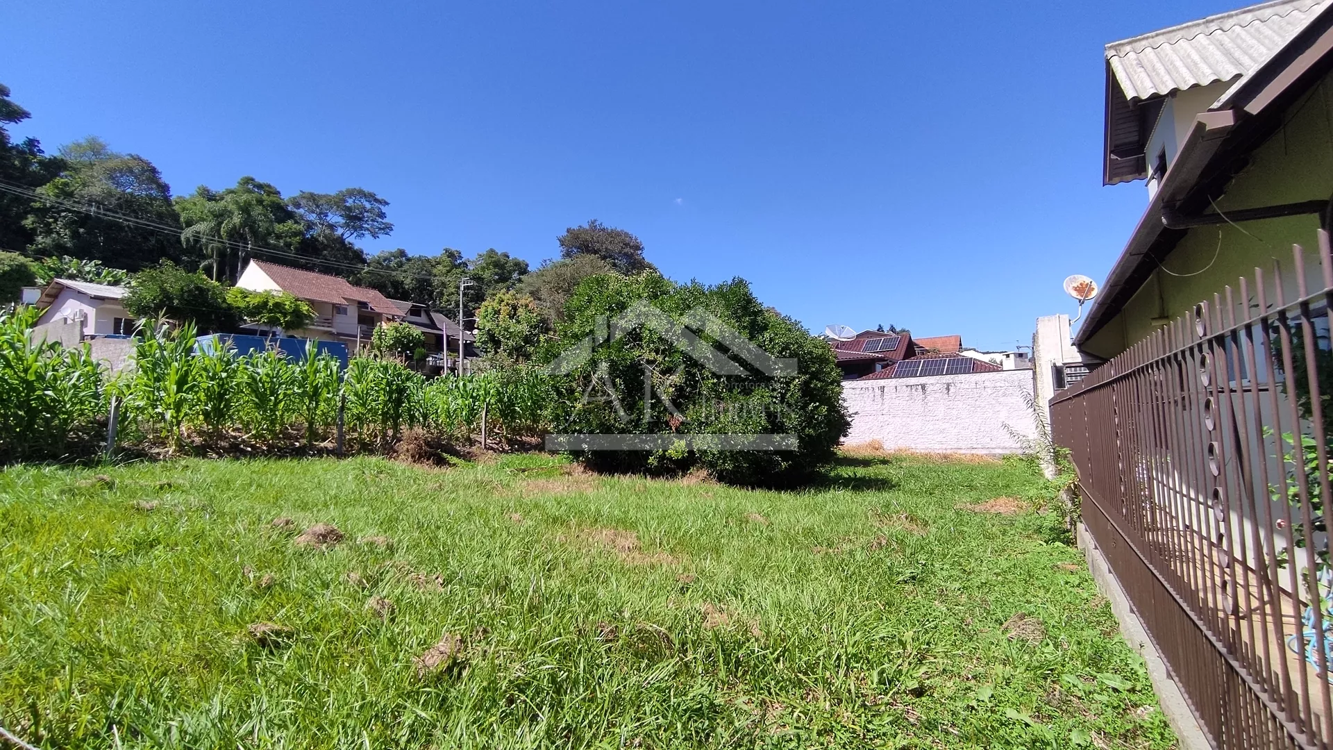 Terreno plano à venda no centro de Picada Café, na Serra Gaúcha